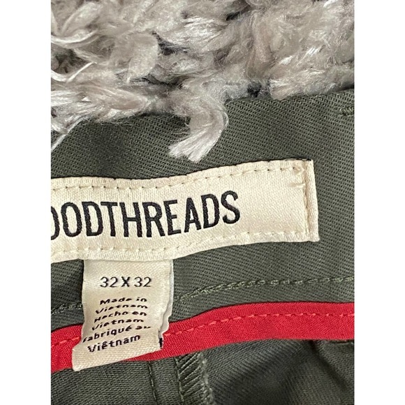 Good threads khakis straight cut  32x32 - Picture 4 of 7